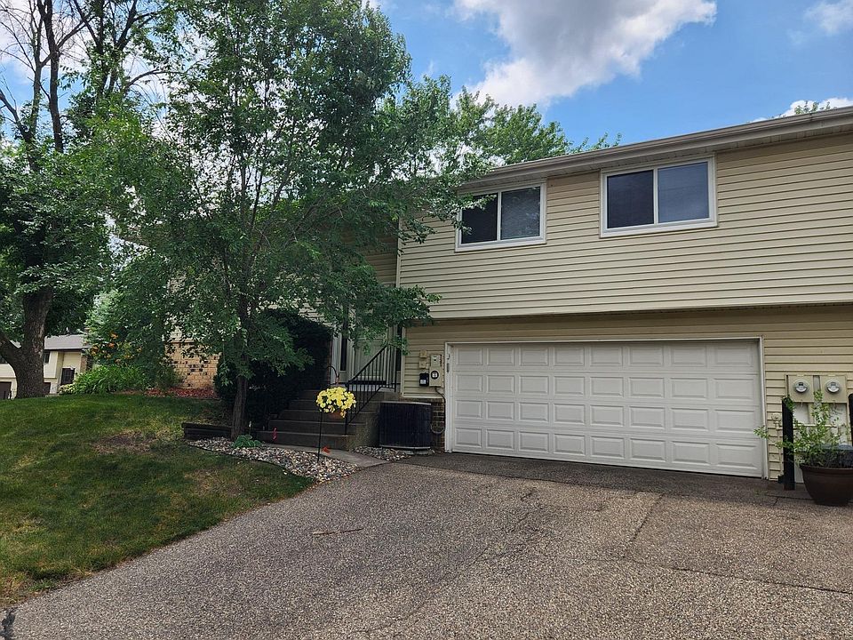 1st image of 4444 Woodgate Ct