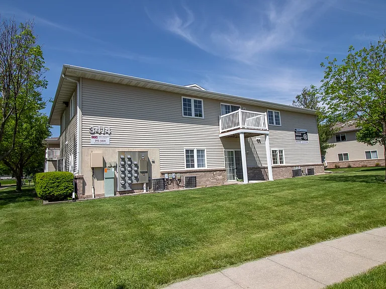 3414 Orion — Photo 2