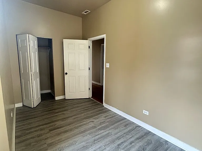 7836 S Emerald Ave #2 — Photo 14