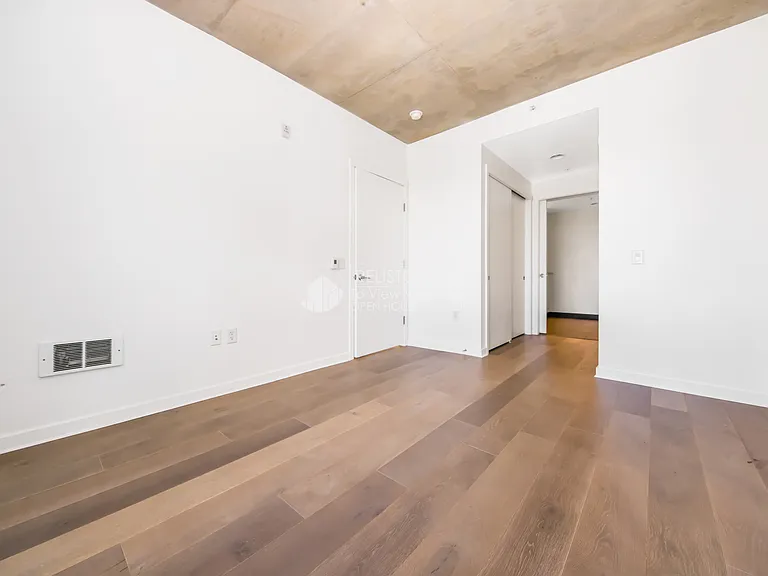 45 Bartlett St #705 — Photo 8