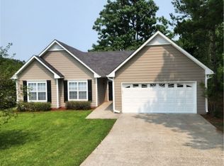 328 Briarwood Dr, Winder, GA 30680