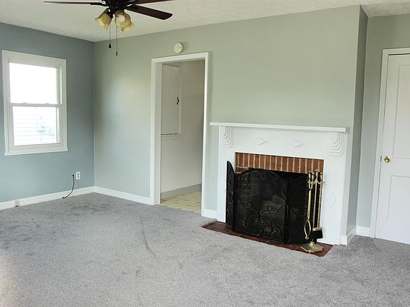 2nd image of 1601 Carolina St
