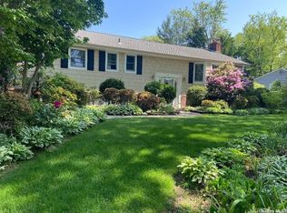 12 Kivy St #1, Huntington Station, NY 11746