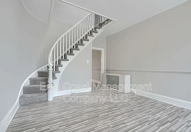 1514 E Federal St — Photo 1