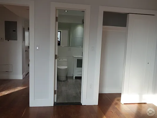 Rented by MySpaceNYC | media 38