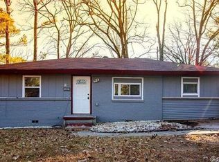 15 Eaton Dr, Little Rock, AR