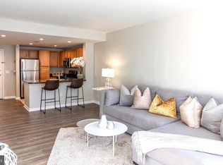 350 G St SW APT N620, Washington, DC 20024