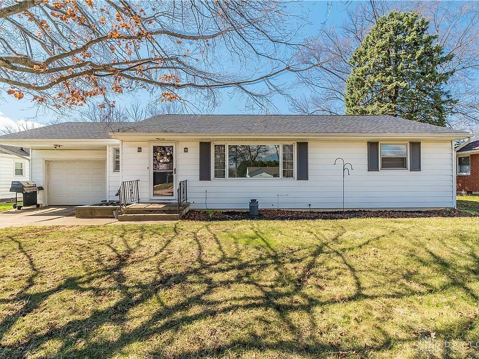 1st image of 237 Hillcrest Ct