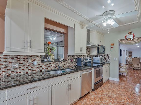 4th image of 7512 Ace Road N