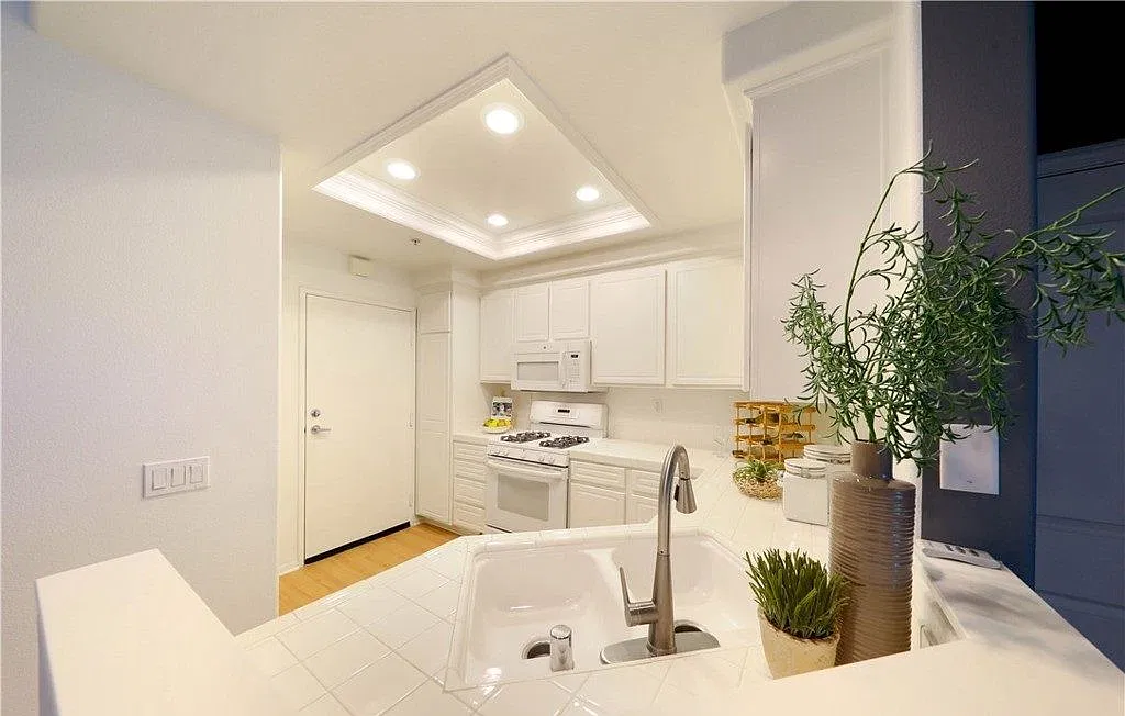 1 bed, 1.0 bath, 806 sqft, $2,500 — Photo 4