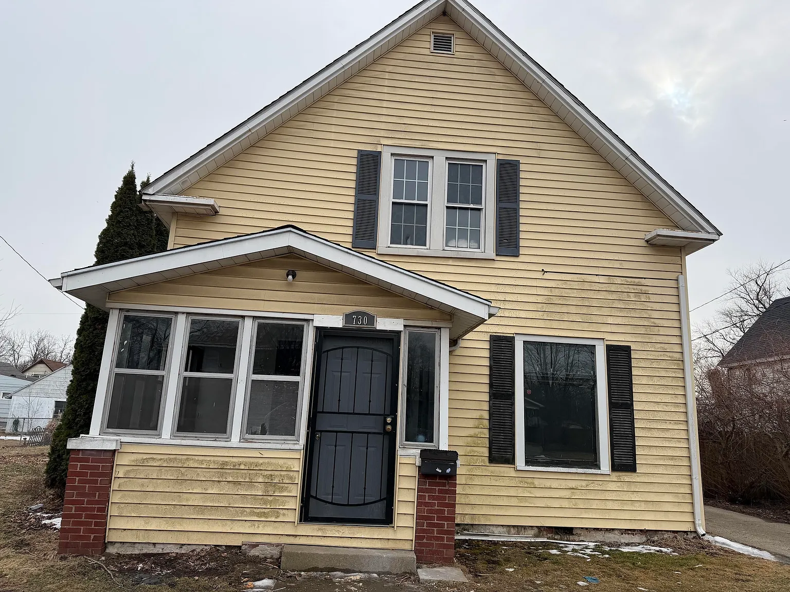 730 Douglas Ave photo 1