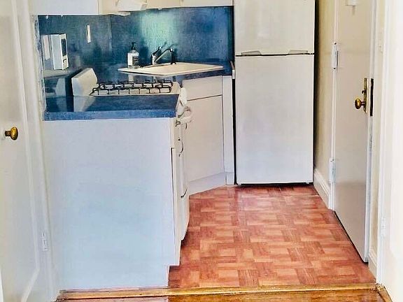 4th image of 129 W 85th St APT 3F