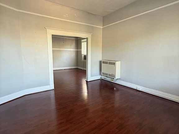 2nd image of 1309 25th St APT C