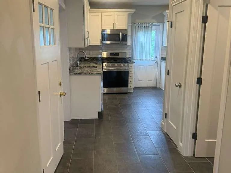 6 Porter St #1