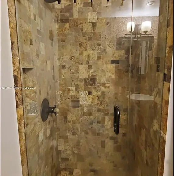 753 Michigan Ave #2B — Photo 5