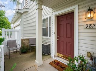982 Princeton Ave, Shakopee, MN 55379