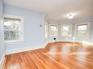 514 Prospect St FLOOR 3, Maplewood, NJ 07040