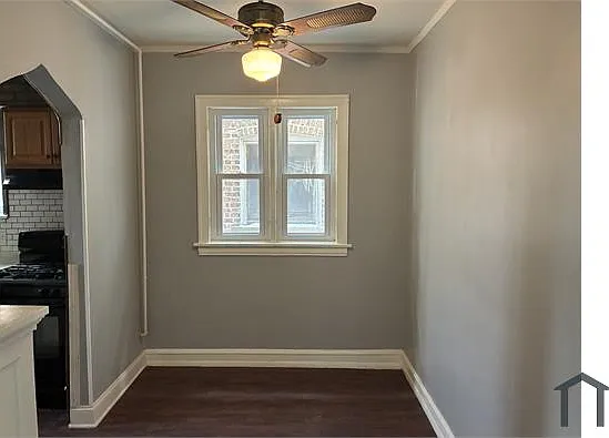 10625 S Calumet Ave #2 — Photo 6