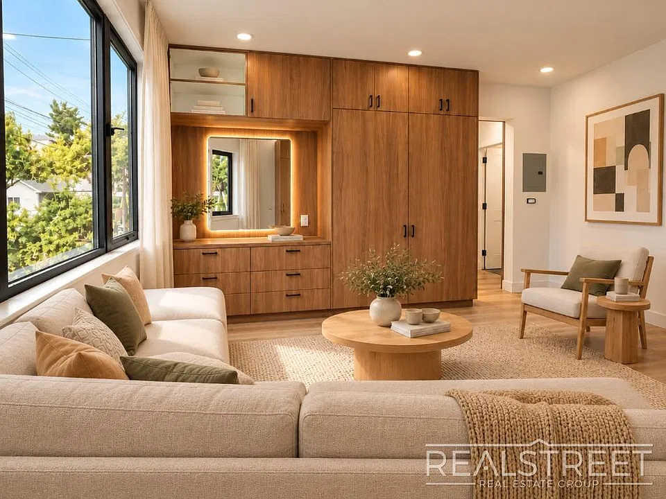 44 Coffey St #1