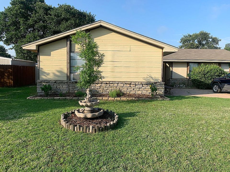 1st image of 1513 Hunters Glen Ln