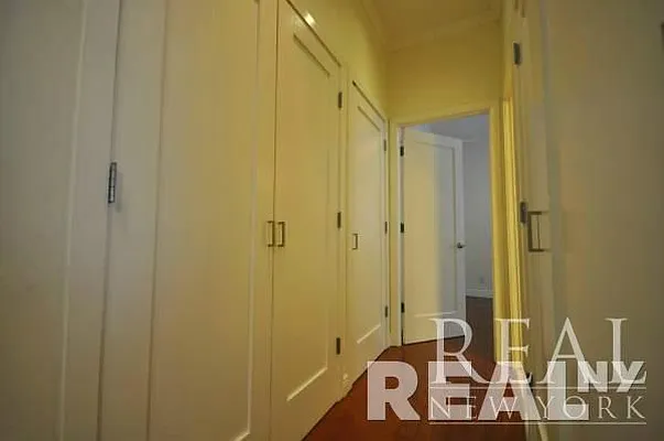 Rented by REAL New York | media 28