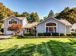 71 W End Ave, Shrewsbury, NJ 07702