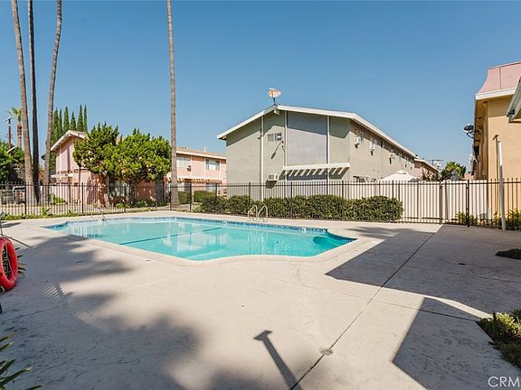 2nd image of 10035 Sepulveda Blvd