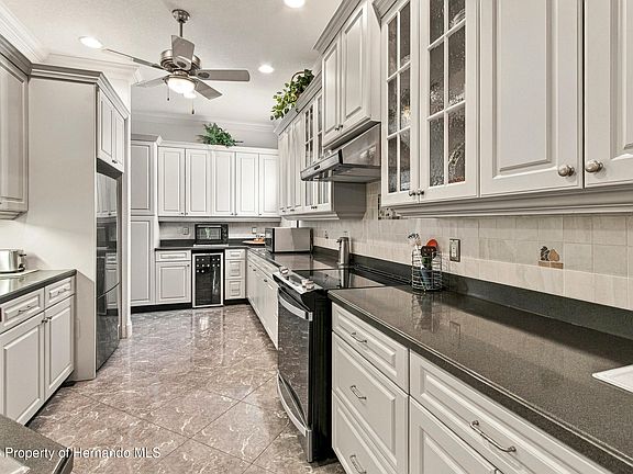 3rd image of 10143 Duffy Cir