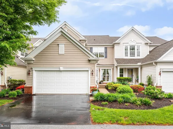 5 Fawn Ct, West Chester, PA 19382