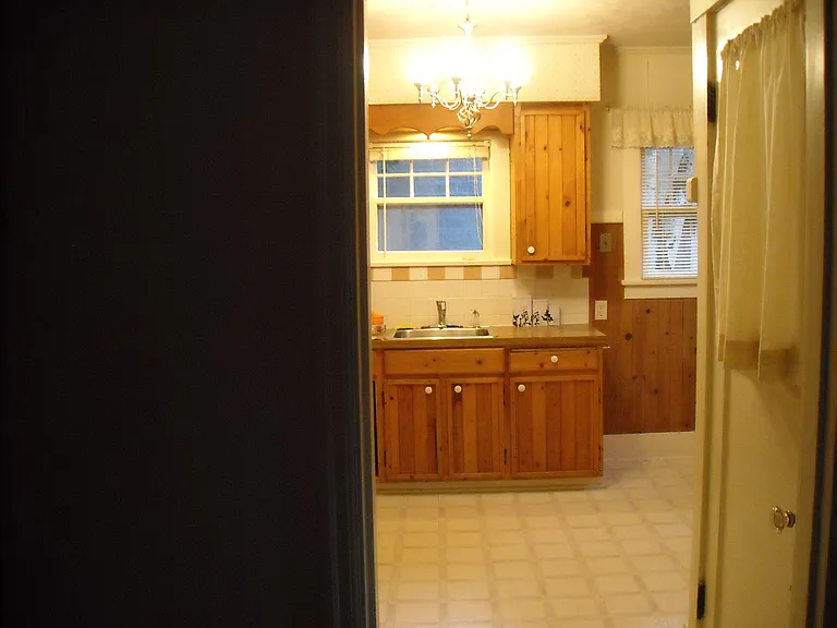 6335 N Mobile Ave — Photo 4