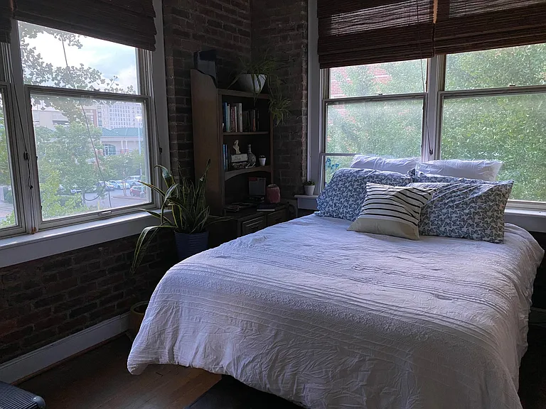 179 E Dunbar St #D — Photo 2