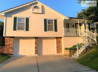 1214 SW Eastman Ct, Blue Springs, MO 64015