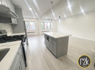 20-57 48th St #2F, Astoria, NY 11105