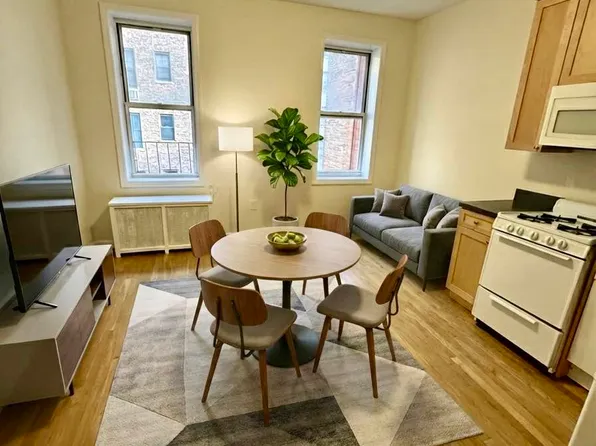 117 East 89th Street image 1 of 4