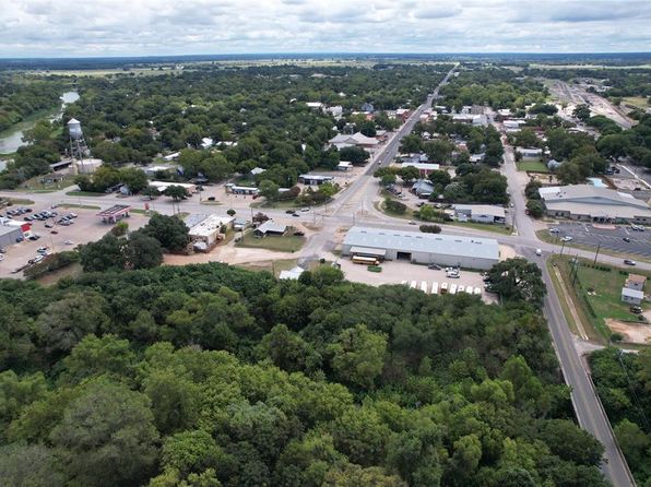 124 Fm 2571, Smithville, TX 78957