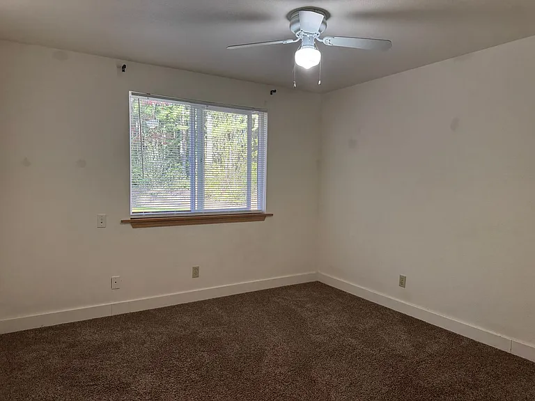 2592 NW Sherman Hill Rd — Photo 14