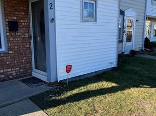 2 Rambler Ct, Willingboro, NJ 08046