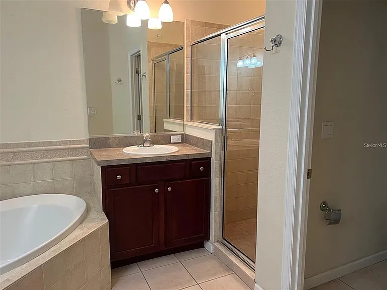 9035 Vista Verde Dr — Photo 10