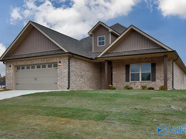 201 Maddie Mae Ln, Toney, AL 35773