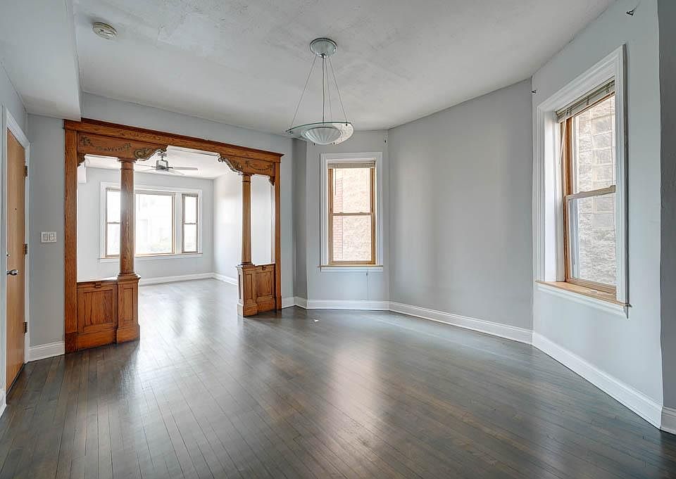 1st image of 1634 N Bosworth Ave #2