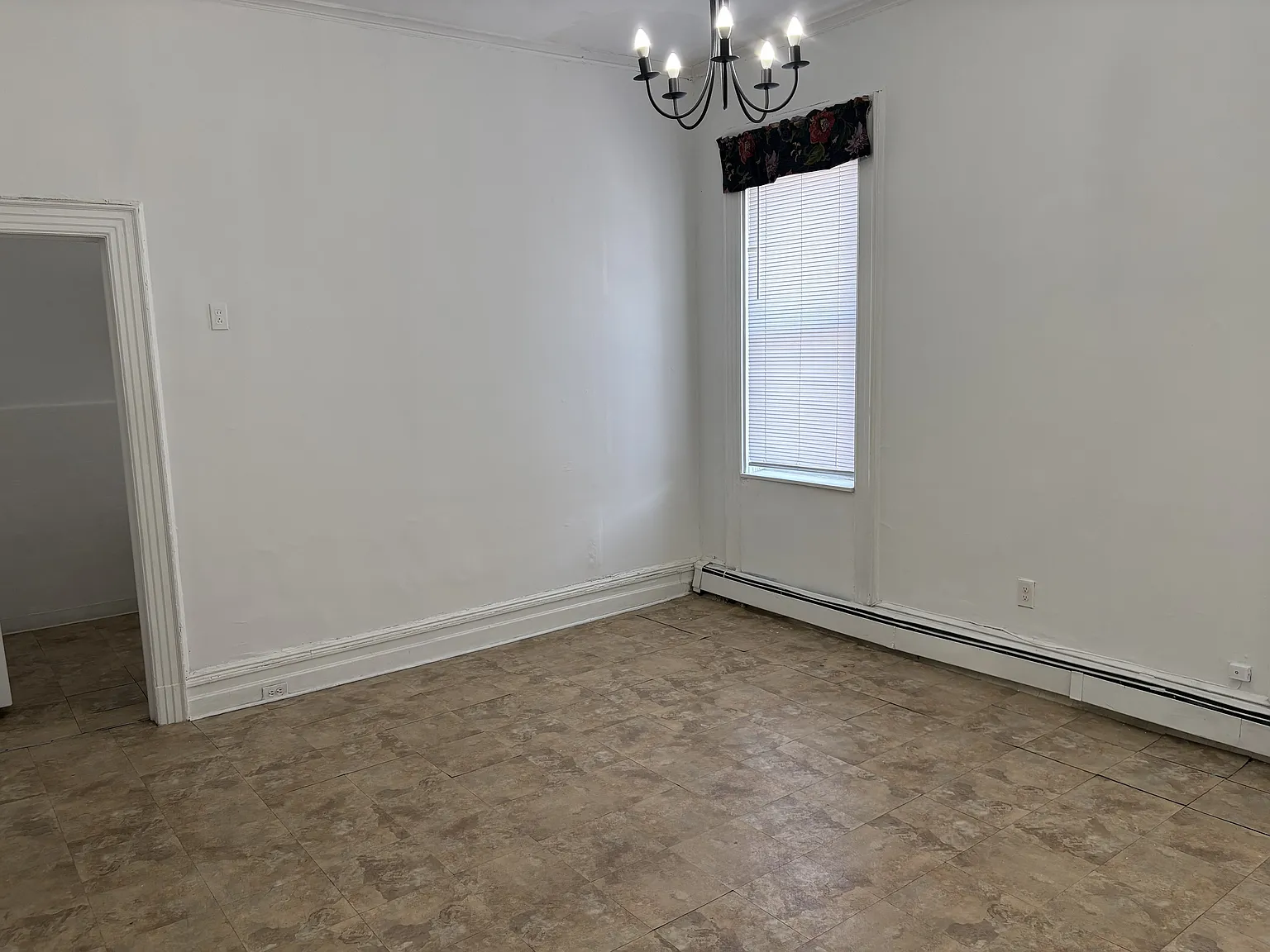 2 bed, $2,117 — Photo 2