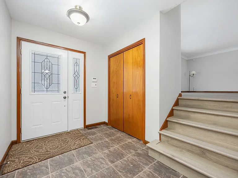 3051 Egremont Rd — Photo 3