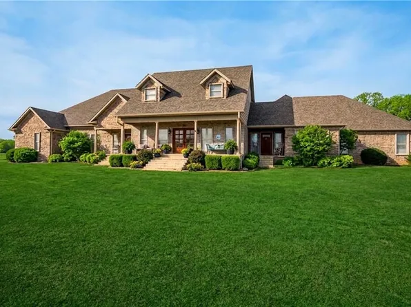 815 James Pl, West Fork, AR 72774