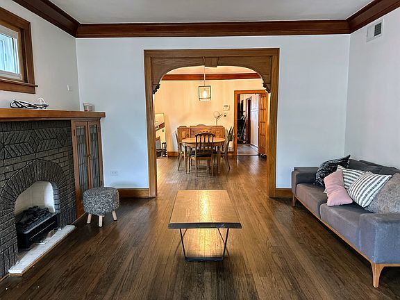 3rd image of 4952 S Karlov Ave #1