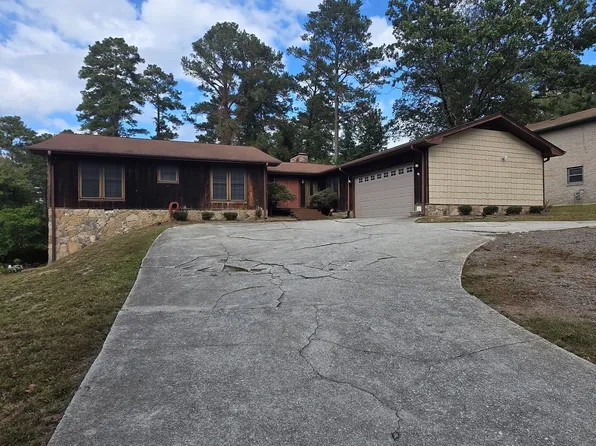 2504 Amalfi Dr, Conyers, GA 30012