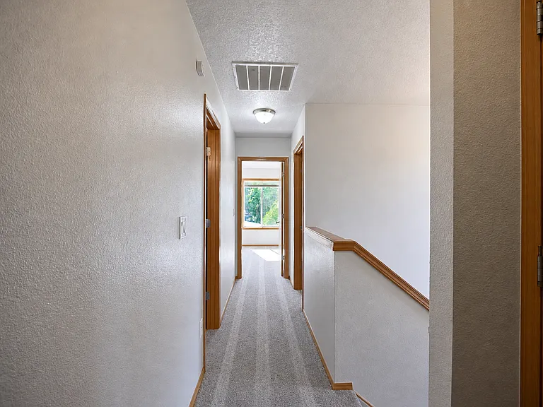 4825 NE 124th Ct — Photo 8