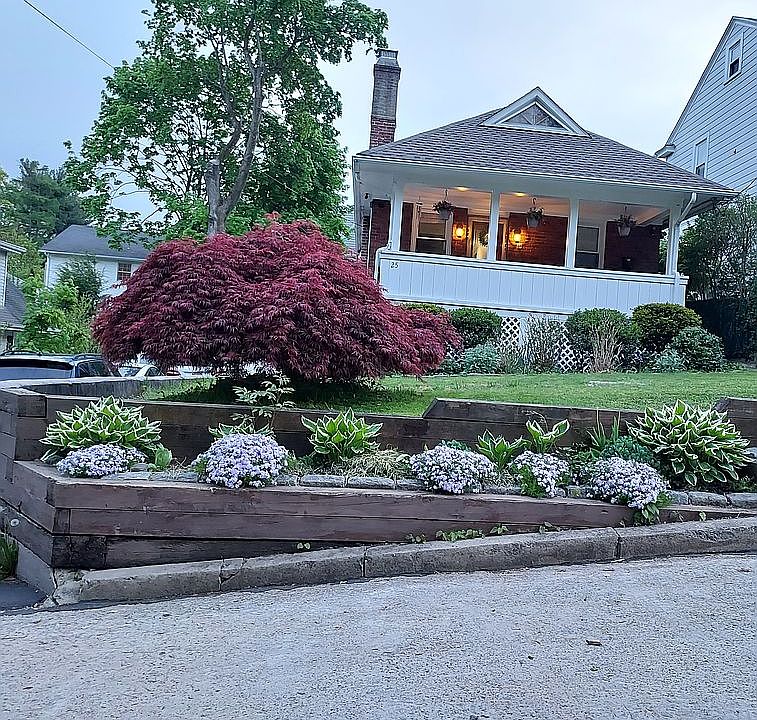 1st image of 25 Jackson Ave