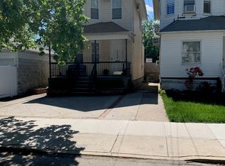 1076 E 2nd St, Brooklyn, NY