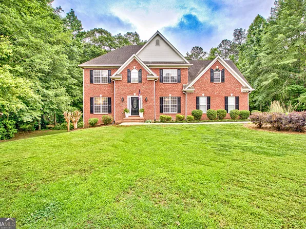 150 Canal Pl, Fayetteville, GA 30215