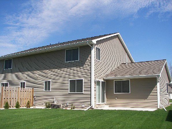 2nd image of 2094 River Point Ct